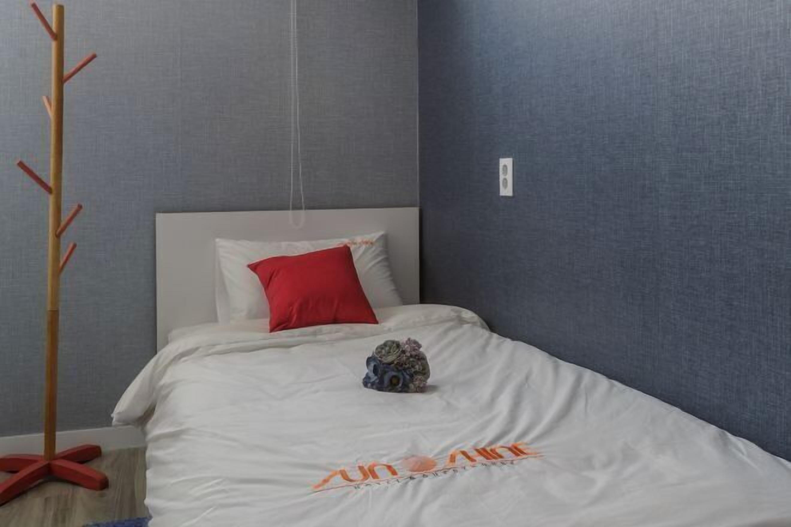 Escrivaninha, Wi-Fi de cortesia, roupa de cama