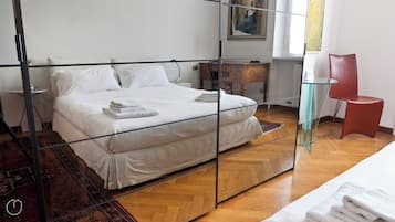 Apartment (1 Bedroom) | Interior