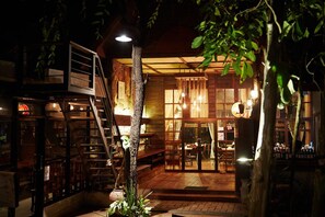 Interior - Country Lakeview Hotel (Suphan Buri)