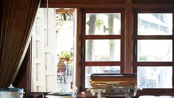 Daily continental breakfast for a fee