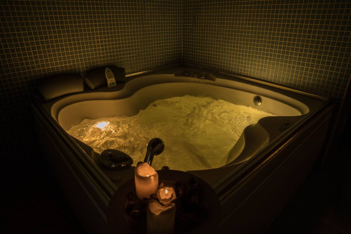 private spa tub
