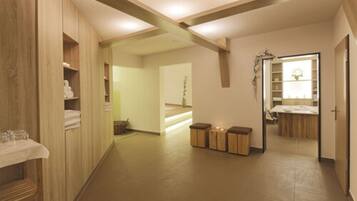 Sauna, steam room, body treatments, aromatherapy, body wraps