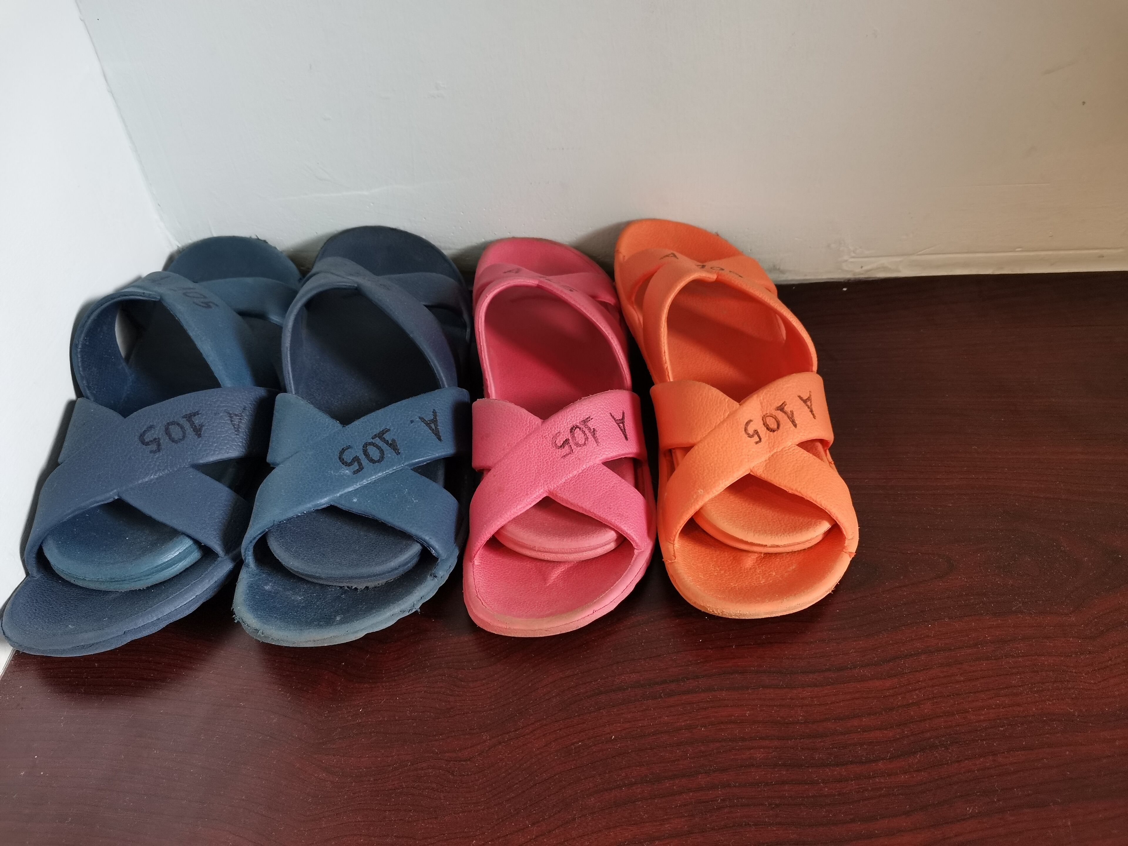 family room, garden view | bathroom amenities | shower, free toiletries, hair dryer, slippers