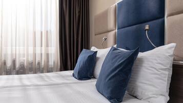 Minibar, coffres-forts dans les chambres, bureau, chambres insonorisées