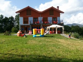 Children's play area - outdoor