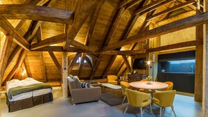 Căn hộ tiện nghi đơn giản (2 Adults, Attic)