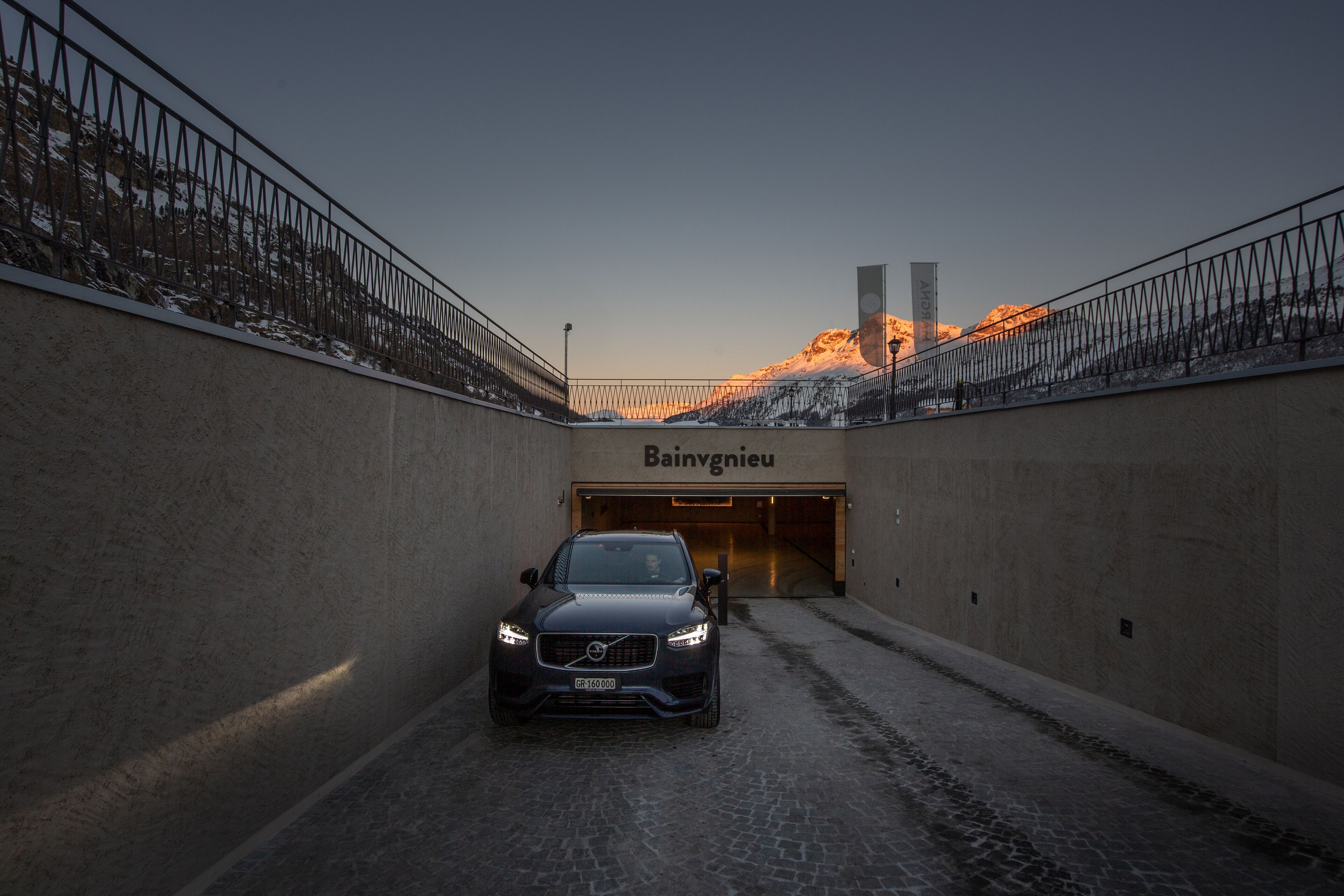 train station shuttle