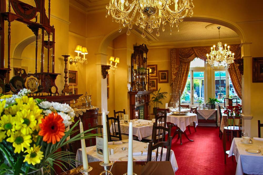 Innisfree House