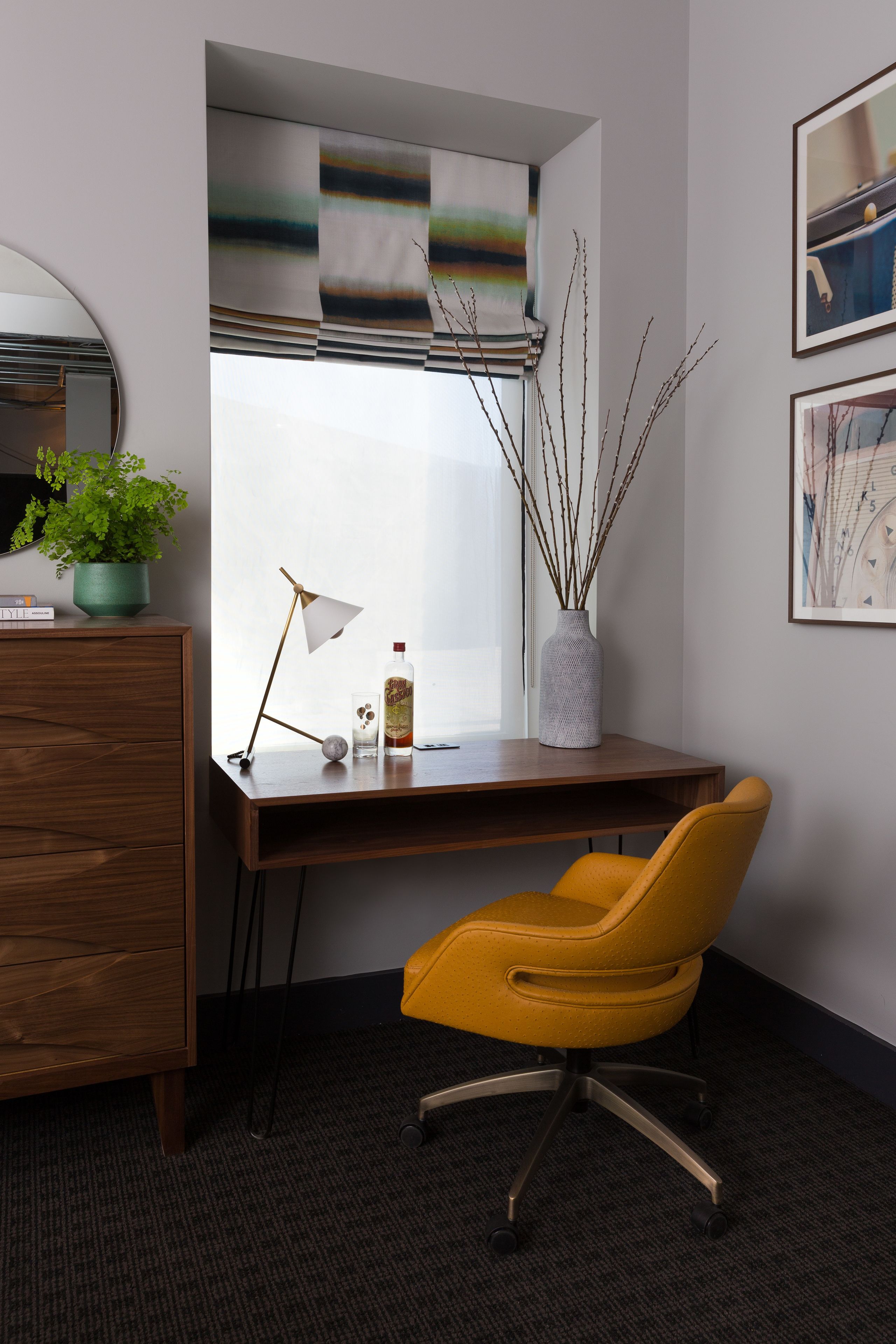 premium bedding, pillow-top beds, in-room safe, desk