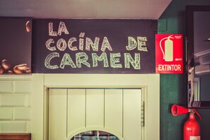 Breakfast, lunch, dinner served; local cuisine 