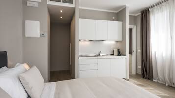 Standard Studio | Iron/ironing board, free WiFi, bed sheets