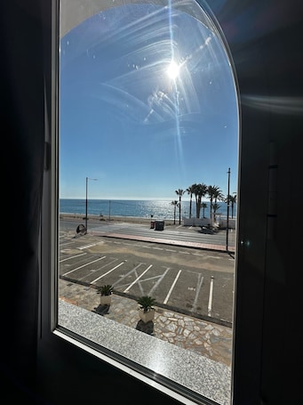 Individually furnished, blackout curtains, bed sheets. El Flamenco