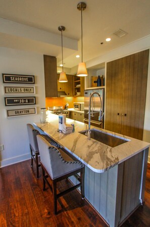 Luxury Condo, 3 Bedrooms, Courtyard View, Courtyard Area | Private kitchen | Fridge, microwave, coffee/tea maker, cookware/dishes/utensils - Rosemary Beach Rentals by Counts-Oakes (Panama City Beach)