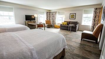 Studio, 2 Queen Beds, Non Smoking, Refrigerator & Microwave (Wet Bar)