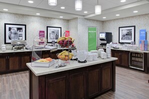 Tägliches inbegriffenes Frühstücksbuffet