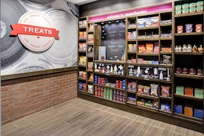 Snack bar