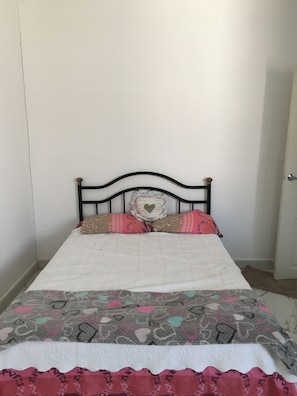 Desk, iron/ironing board, rollaway beds, free WiFi
