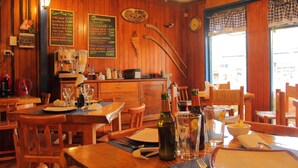 Dining - Hostal Benavente (Puerto Montt)
