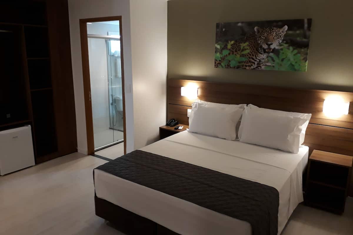 minibar, in-room safe, desk, blackout curtains