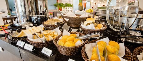Petit déjeuner buffet compris tous les jours