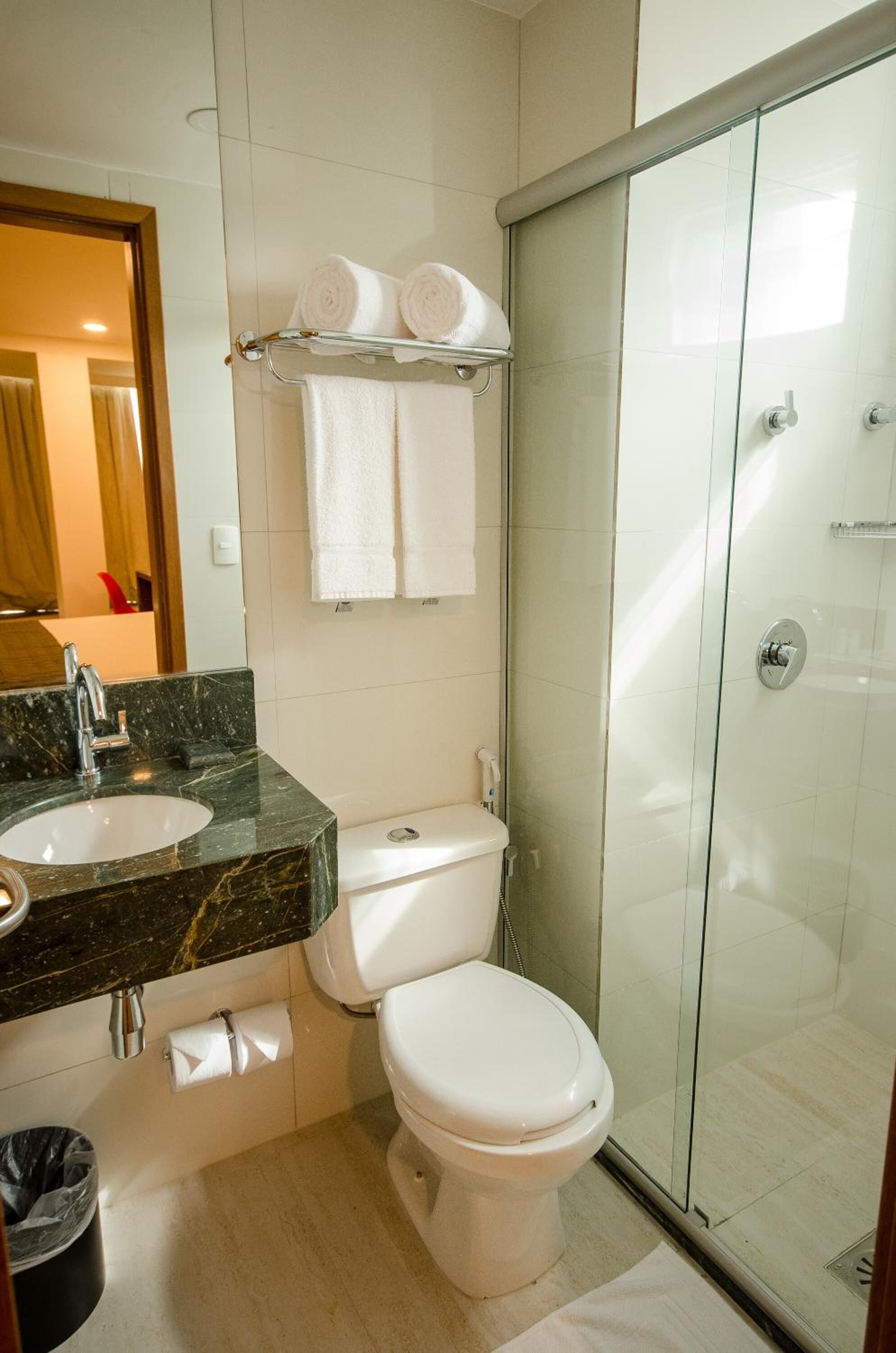 shower, free toiletries, towels