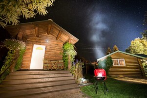 Classic Cabin, Kitchenette, Garden Area | Terrace/patio