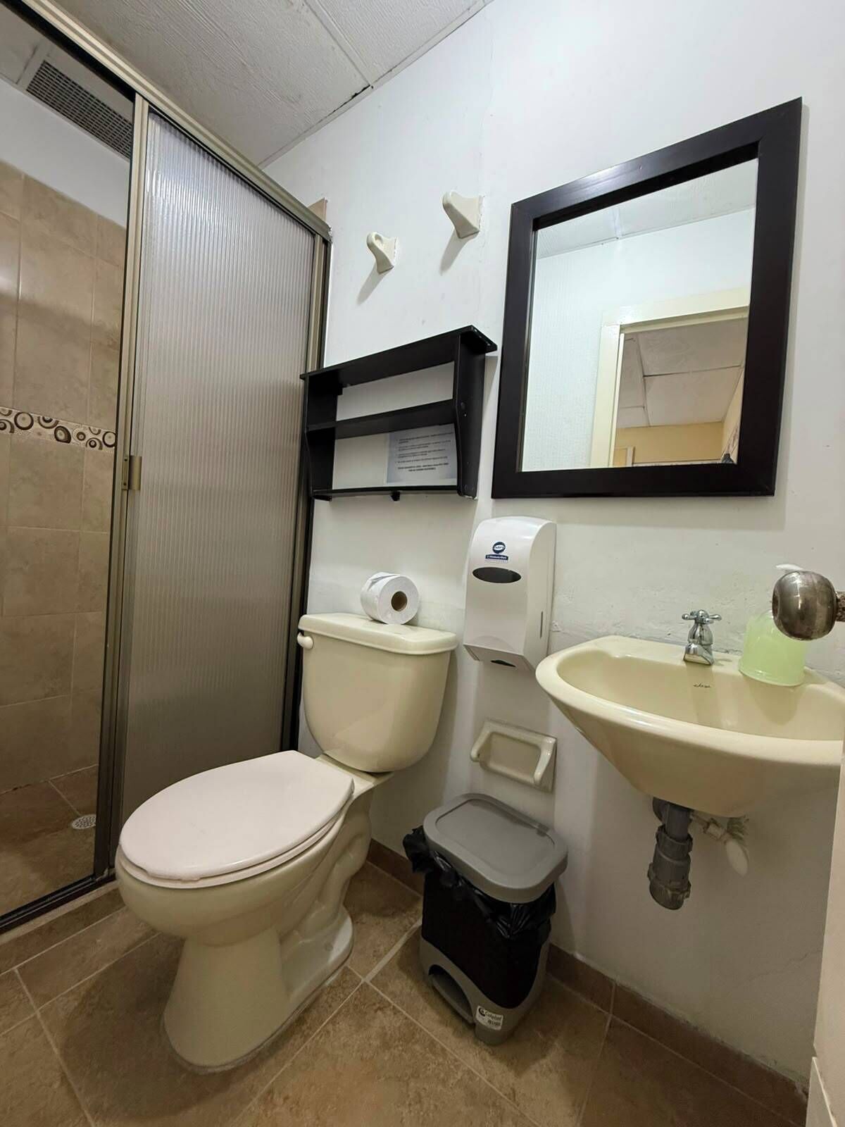 Double Room, Non Smoking, Ensuite | Bathroom