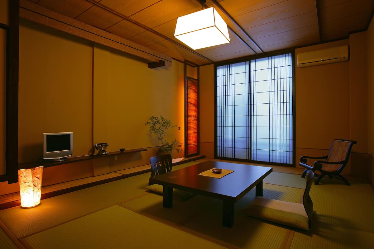 Traditional-Zimmer (JapaneseWestern OpenAirBath Yamabiko) | Wohnbereich