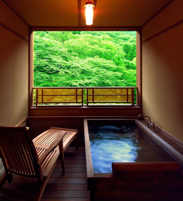 Traditional Room, Non Smoking, River View (Zaonoma, Open-Air-Bath) | Private spa tub