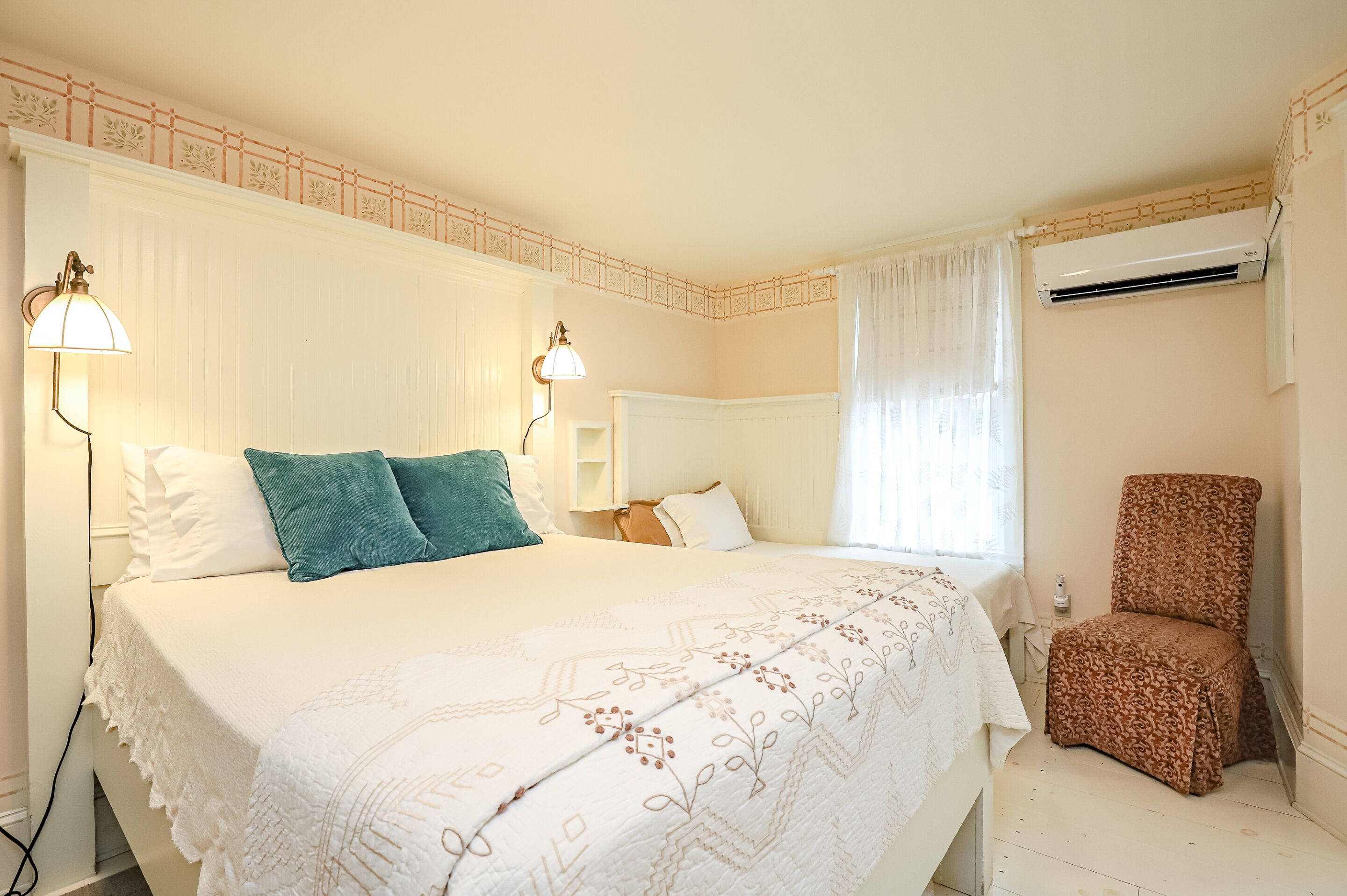 superior triple room, ensuite (queen/twin combination) | 1 bedroom