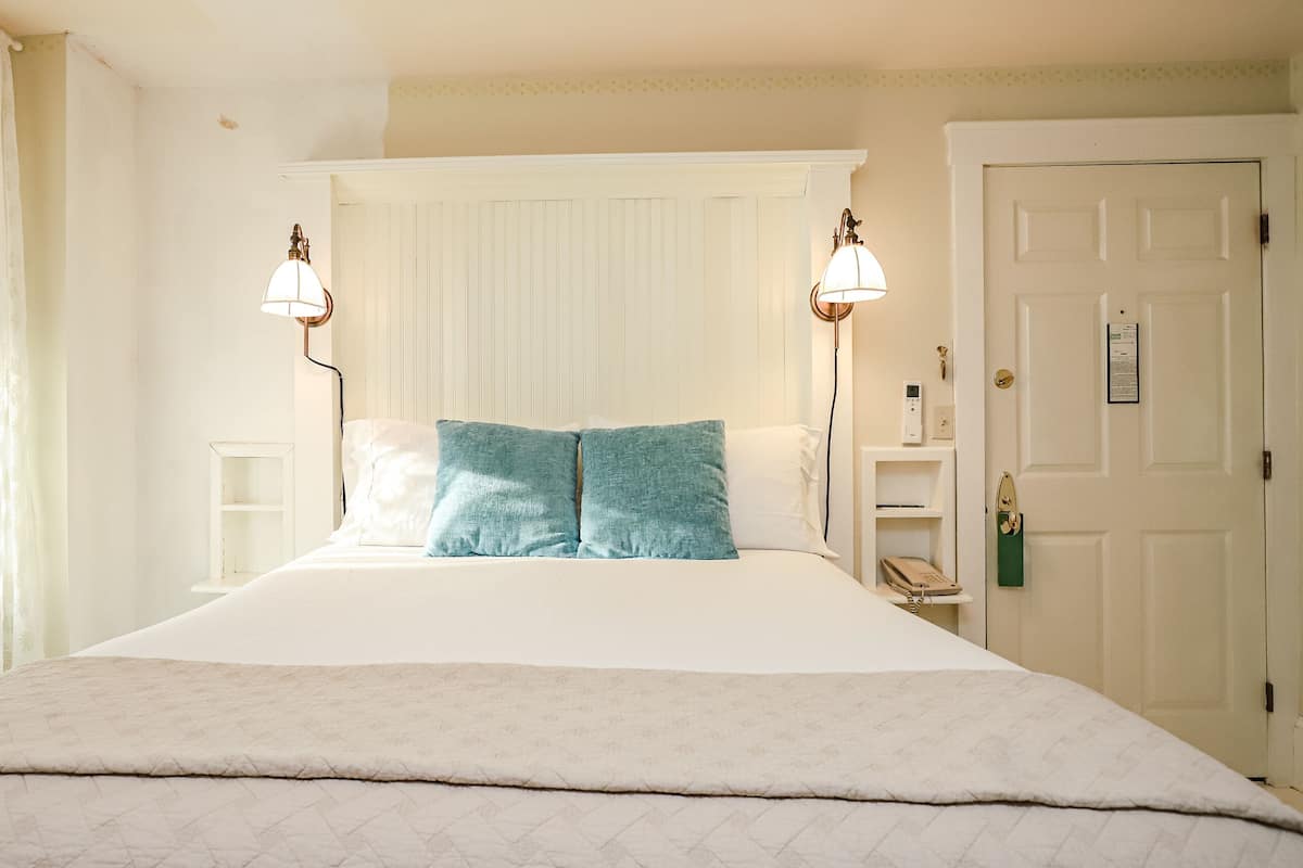 Chambre Double Standard, salle de bains attenante (Standard Queen)