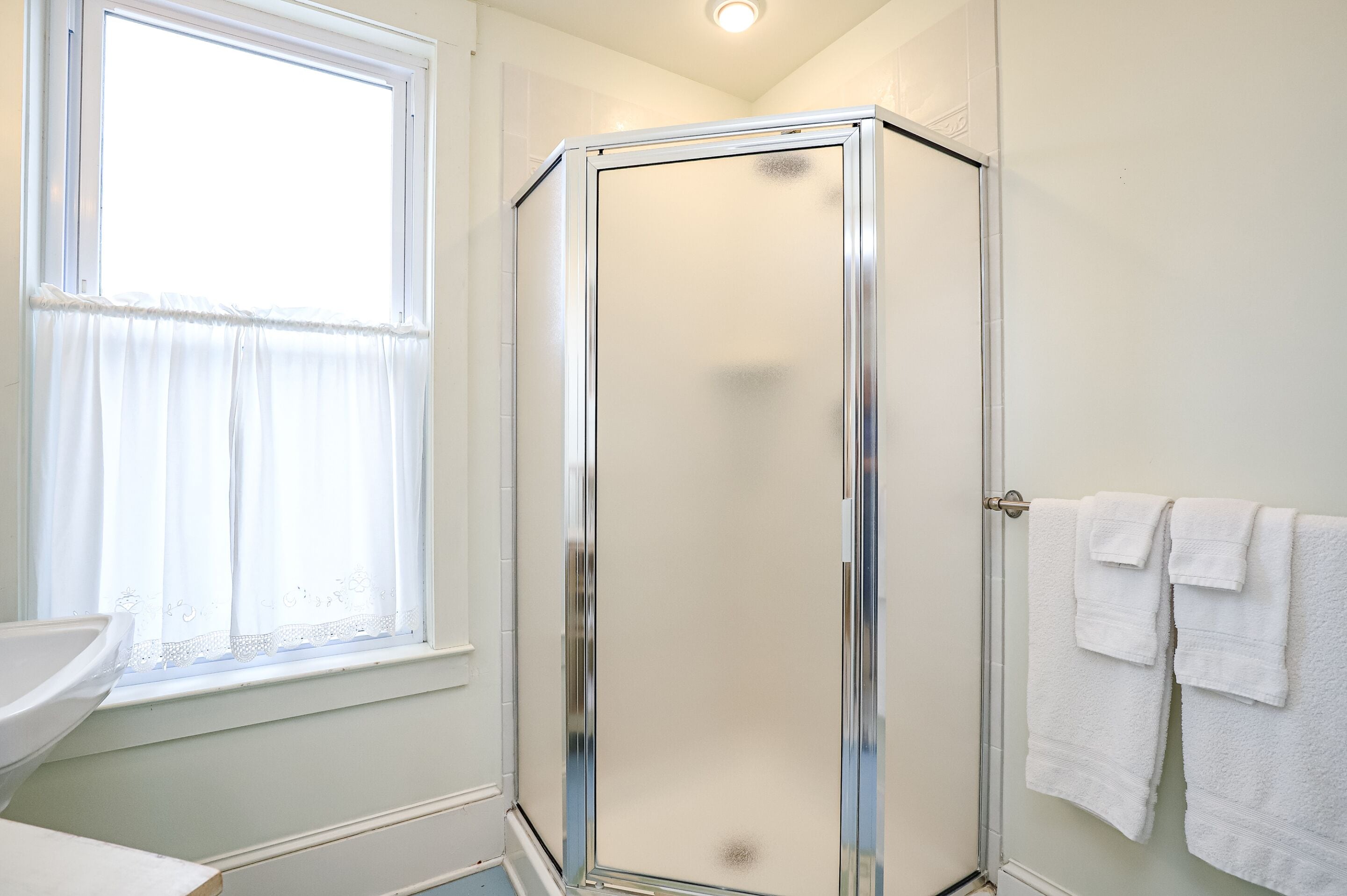 superior double room, ensuite (standard full) | bathroom