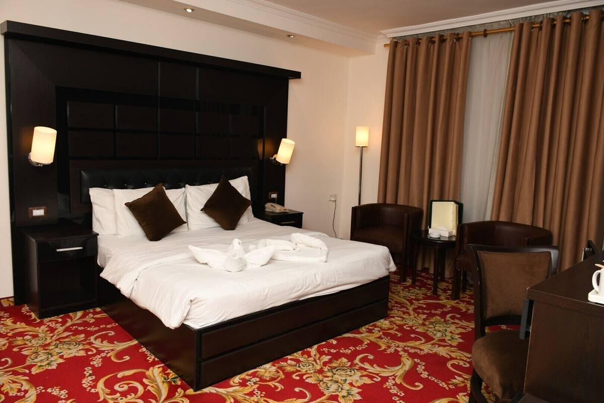 Minibar, in-room safe, desk, soundproofing