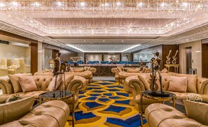 Lobby sitting area - Harir palace Hotel (Amman)