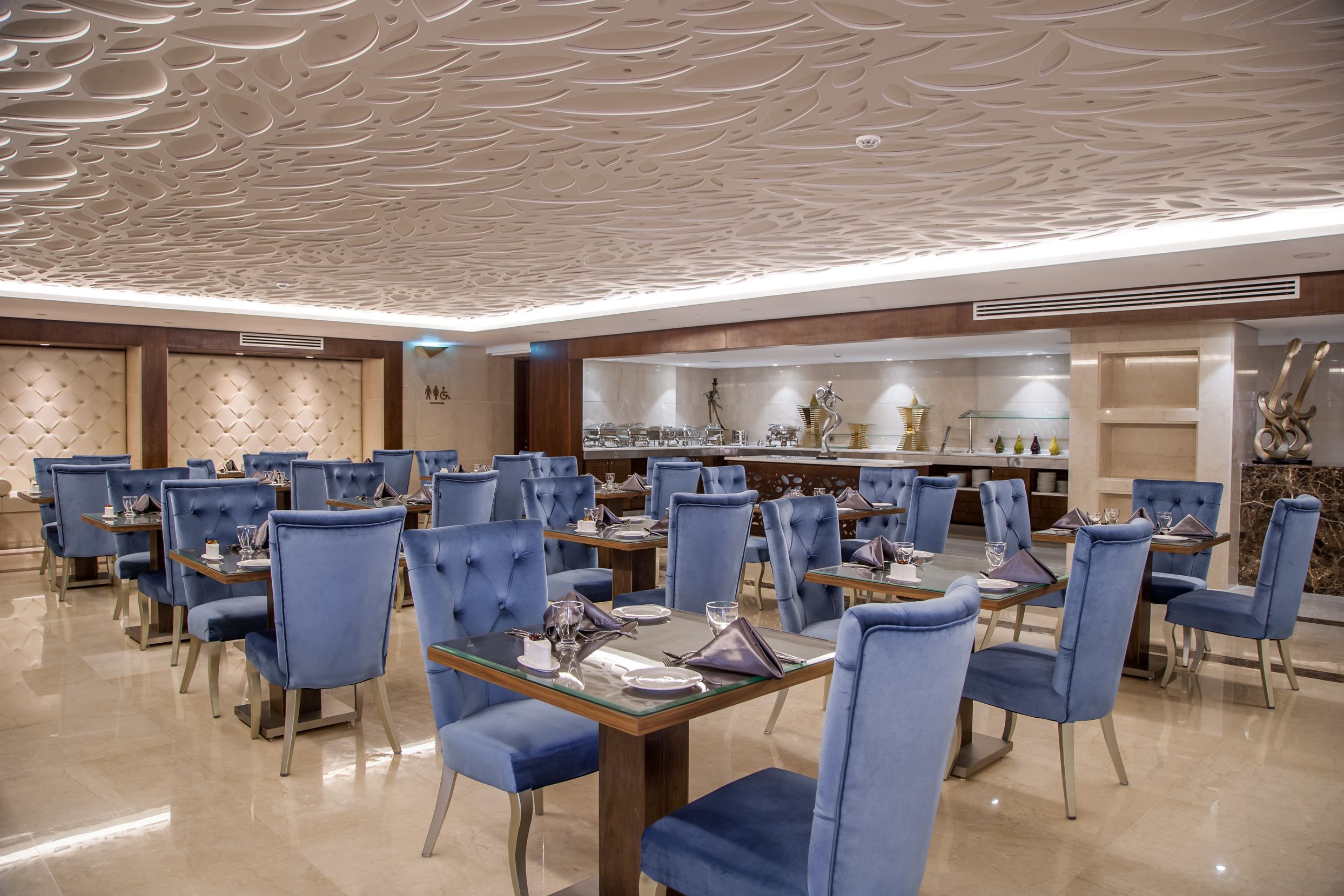 Breakfast, lunch, dinner served; international cuisine 