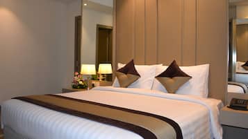 1 bedroom, in-room safe, iron/ironing board, free WiFi