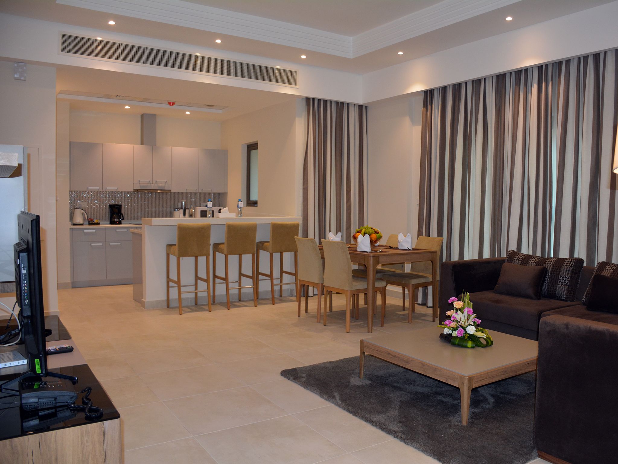 1 bedroom, in-room safe, iron/ironing board, free WiFi