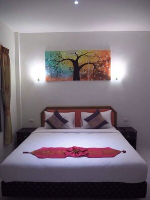 Double Room | Rollaway beds, free WiFi