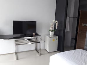 Twin Room with Balcony | Room amenity