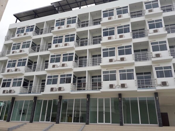 Exterior - The Stand By Phuket Airport (Sa Khu)