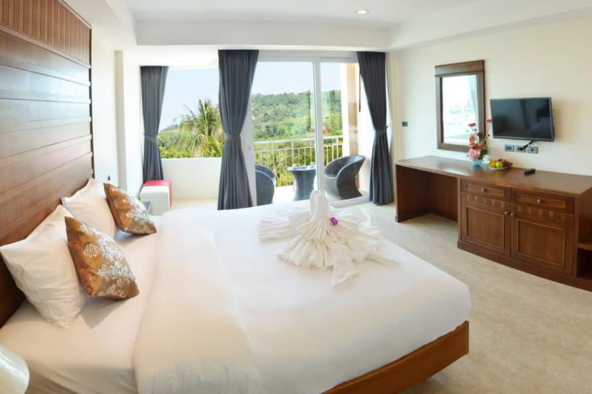 Deluxe Room (Free Roundtrip Airport Transfer) | View from room