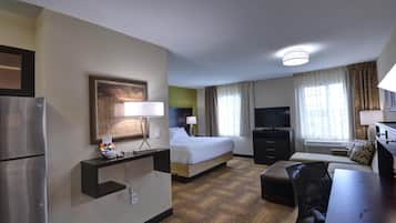 1 bedroom, in-room safe, desk, free WiFi