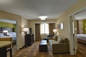 In-room safe, desk, free WiFi, bed sheets
