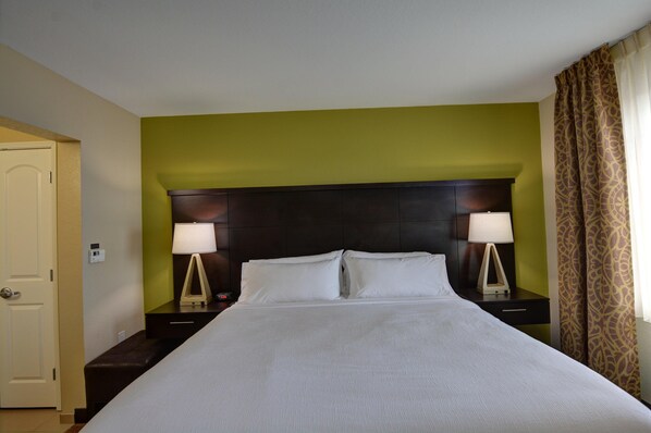 1 chambre, coffres-forts dans les chambres, bureau, Wi-Fi gratuit