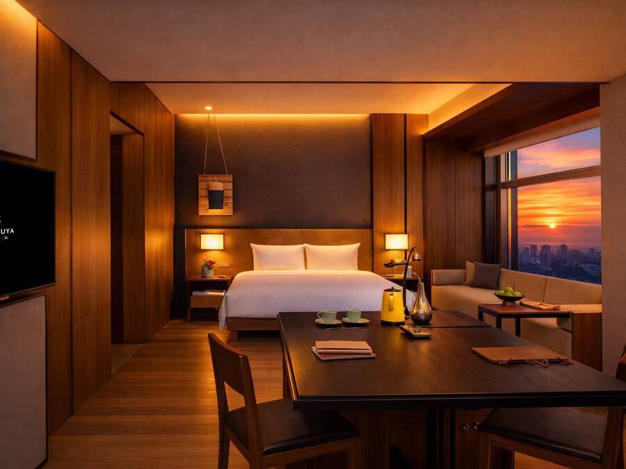 Habitación Premier, 1 cama de matrimonio grande (Hunter Hut Sunset Perch) | Minibar, caja fuerte, escritorio y cortinas opacas