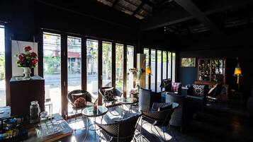 Cafe