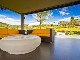 Sala de estar en el lobby