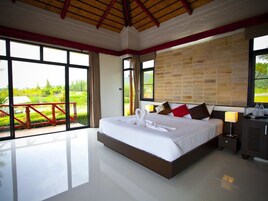 Honey Moon Villa | Rollaway beds, free WiFi