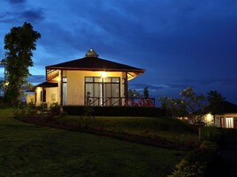 Honey Moon Villa | Rollaway beds, free WiFi