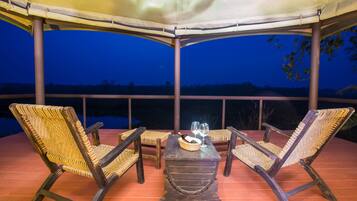 Luxury Tent | Terrace/patio